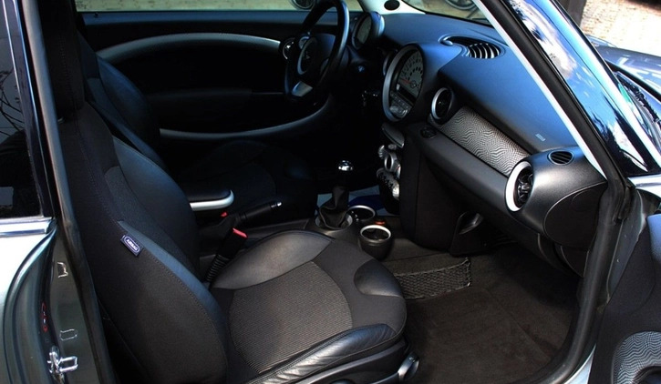 MINI Cooper cena 27500 przebieg: 200693, rok produkcji 2009 z Namysłów małe 191